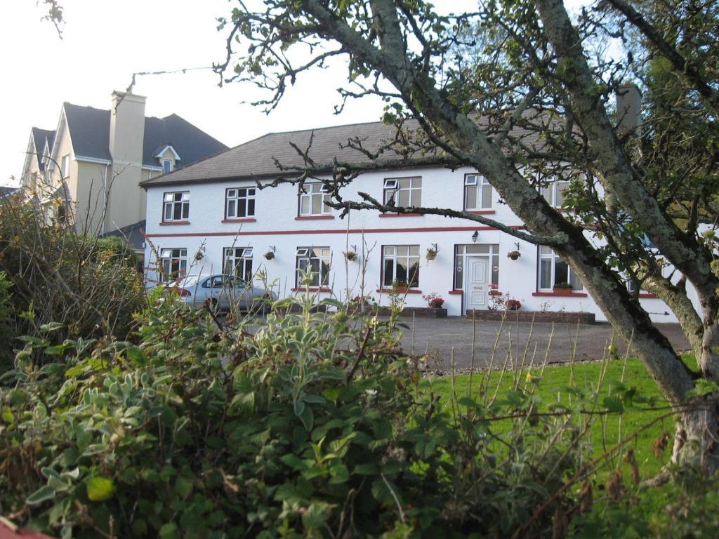 Woodlawn House Hotel Killarney Bagian luar foto